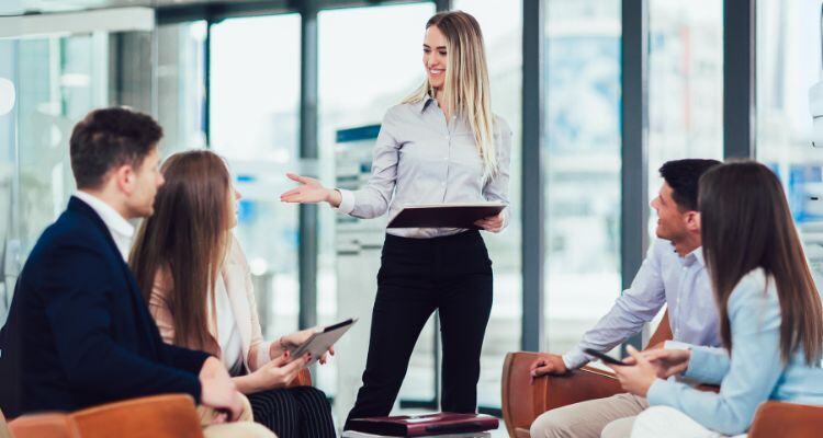 Liderazgo en la empresa: ¿por qué es tan importante y cómo desarrollarlo?